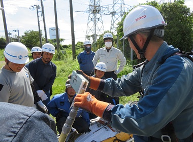 訓練センターでの接地作業の安全技能講習